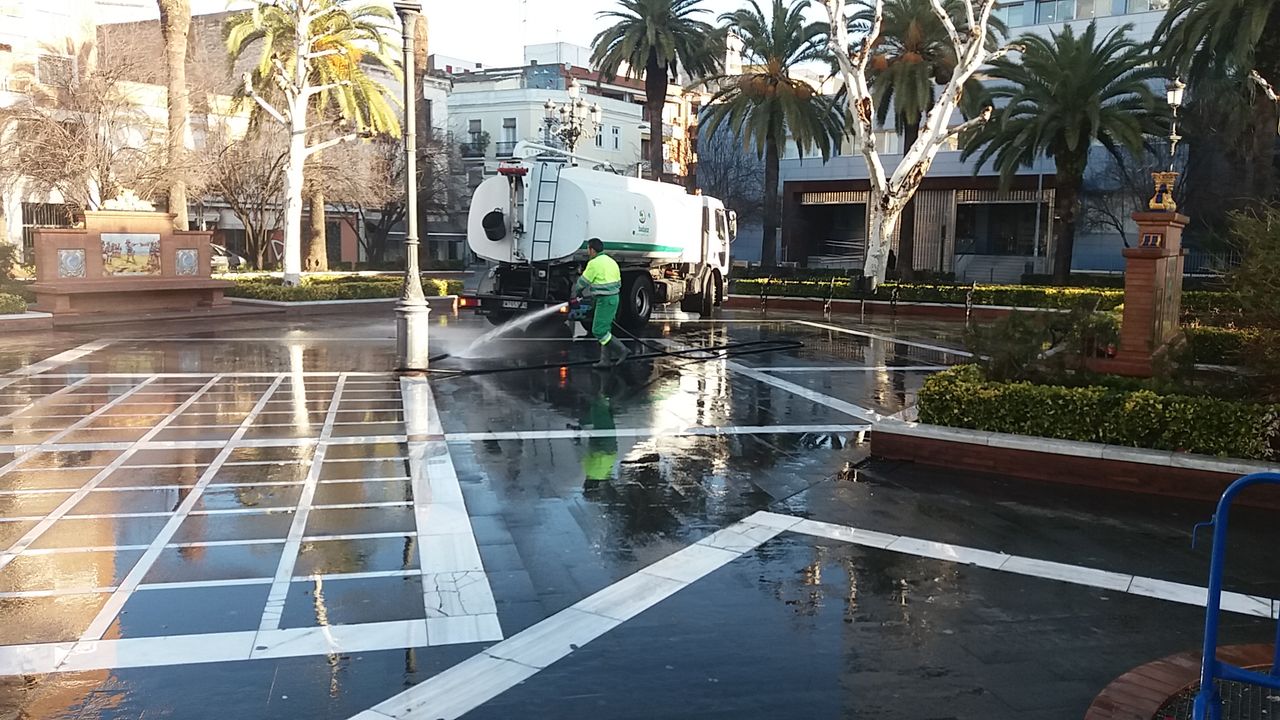 Estado tras los trabajos de limpieza en Plaza San Francisco